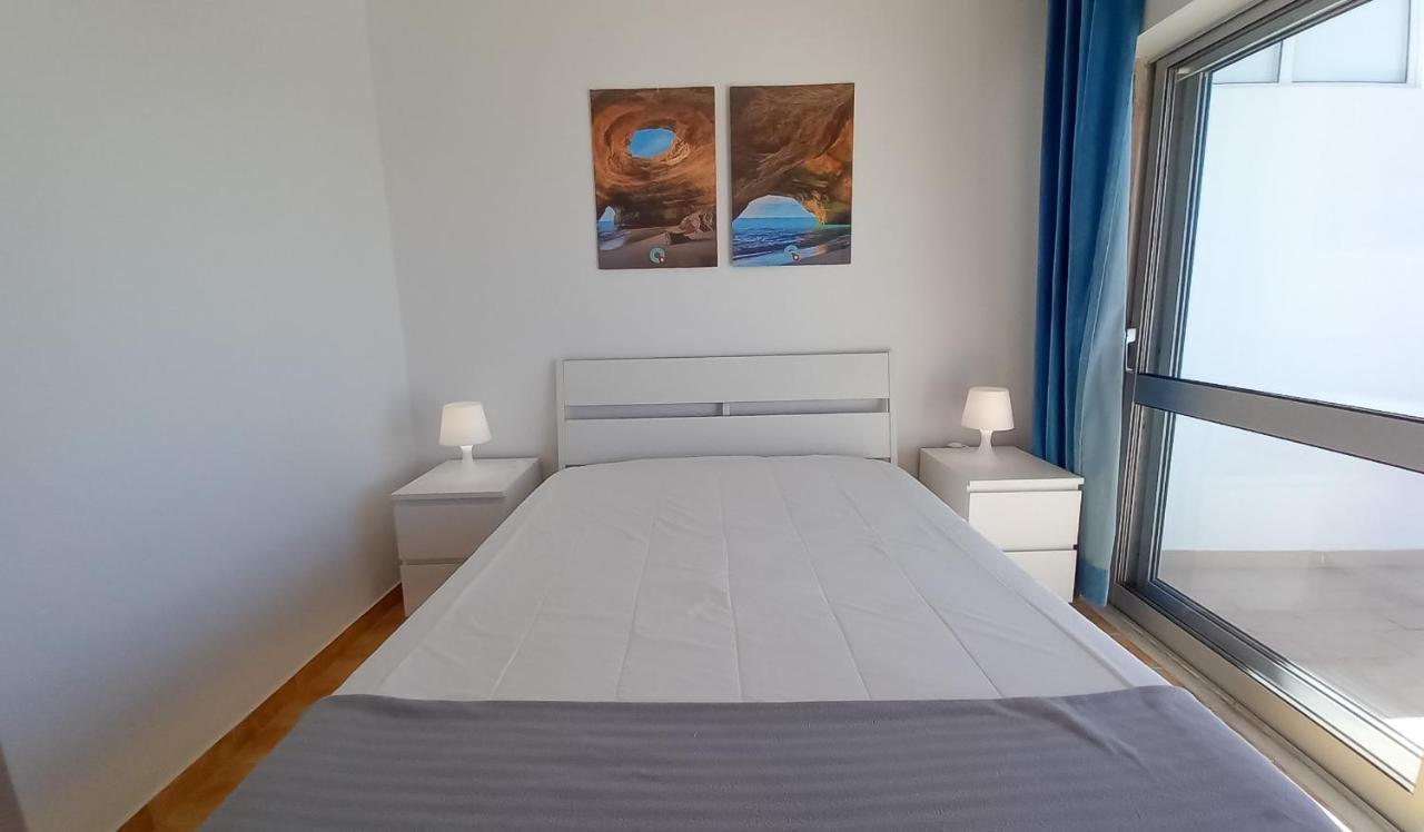 Mira Atlantico 13- Terraco Com Vista Mar E Cidade, Wifi, 80Mt Praia Quarteira Ngoại thất bức ảnh